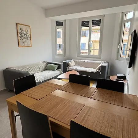 Le Fabuleux 3 Bedrooms Air Conditioning 6 People Apartmán Perpignan
