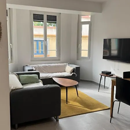 Le Fabuleux 3 Bedrooms Air Conditioning 6 People Apartman