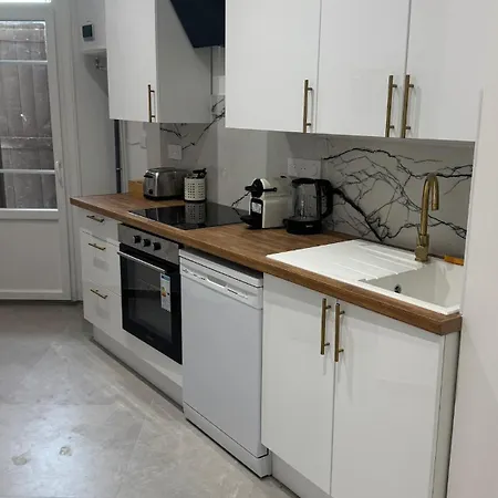 Apartman Le Fabuleux 3 Bedrooms Air Conditioning 6 People